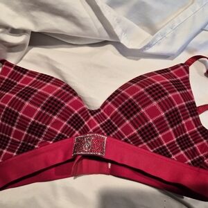 Victoria's Secret - Wireless Plaid Padded Bra - Red Flannel
